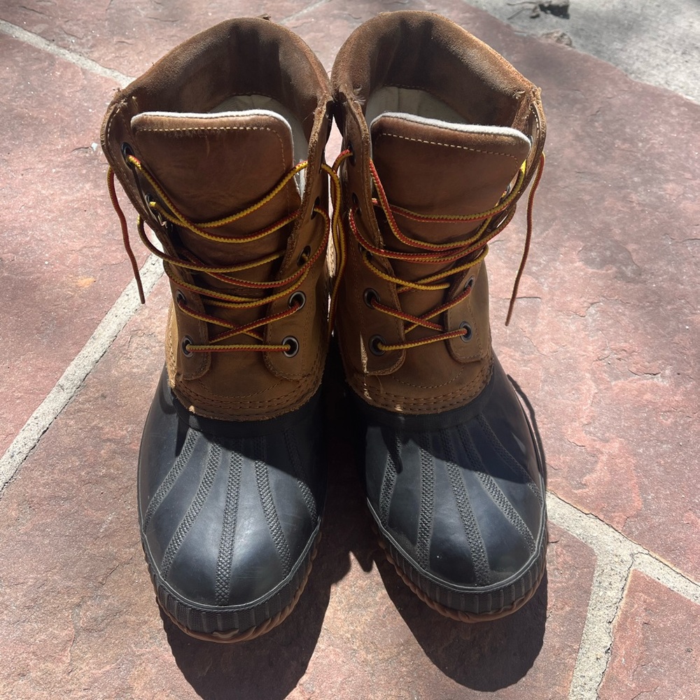Sorel winter duck boots size 11 great condition